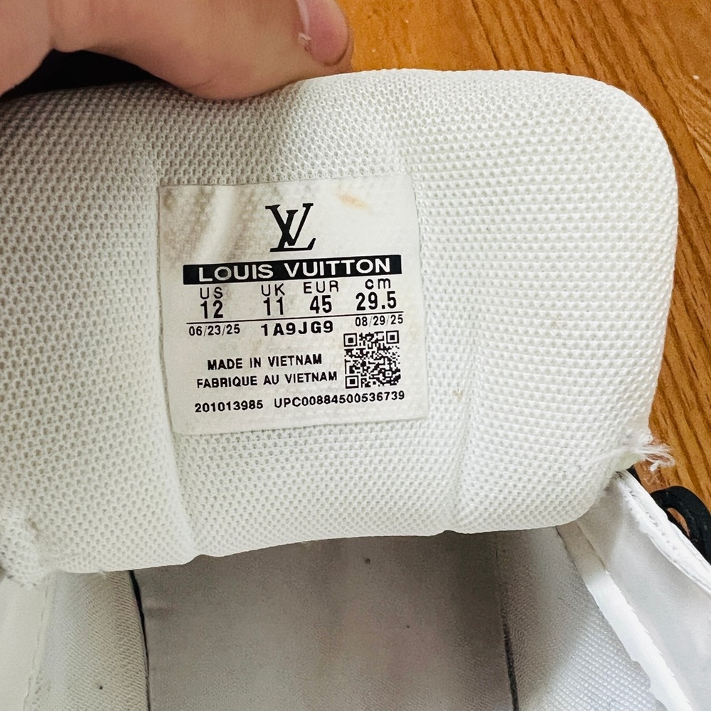 Louis Vuitton White High-Top Sneakers - Picture 6 of 7